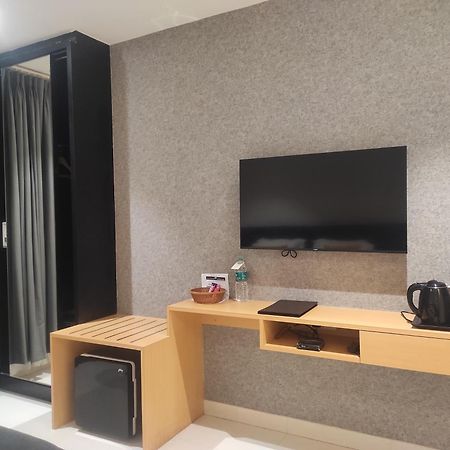 Clubway Grand A Boutique Hotel Jorhat Bagian luar foto