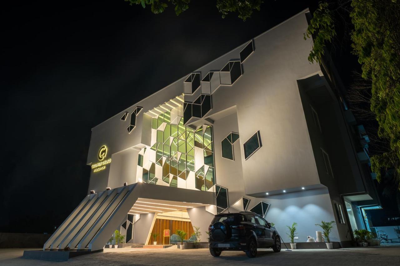 Clubway Grand A Boutique Hotel Jorhat Bagian luar foto