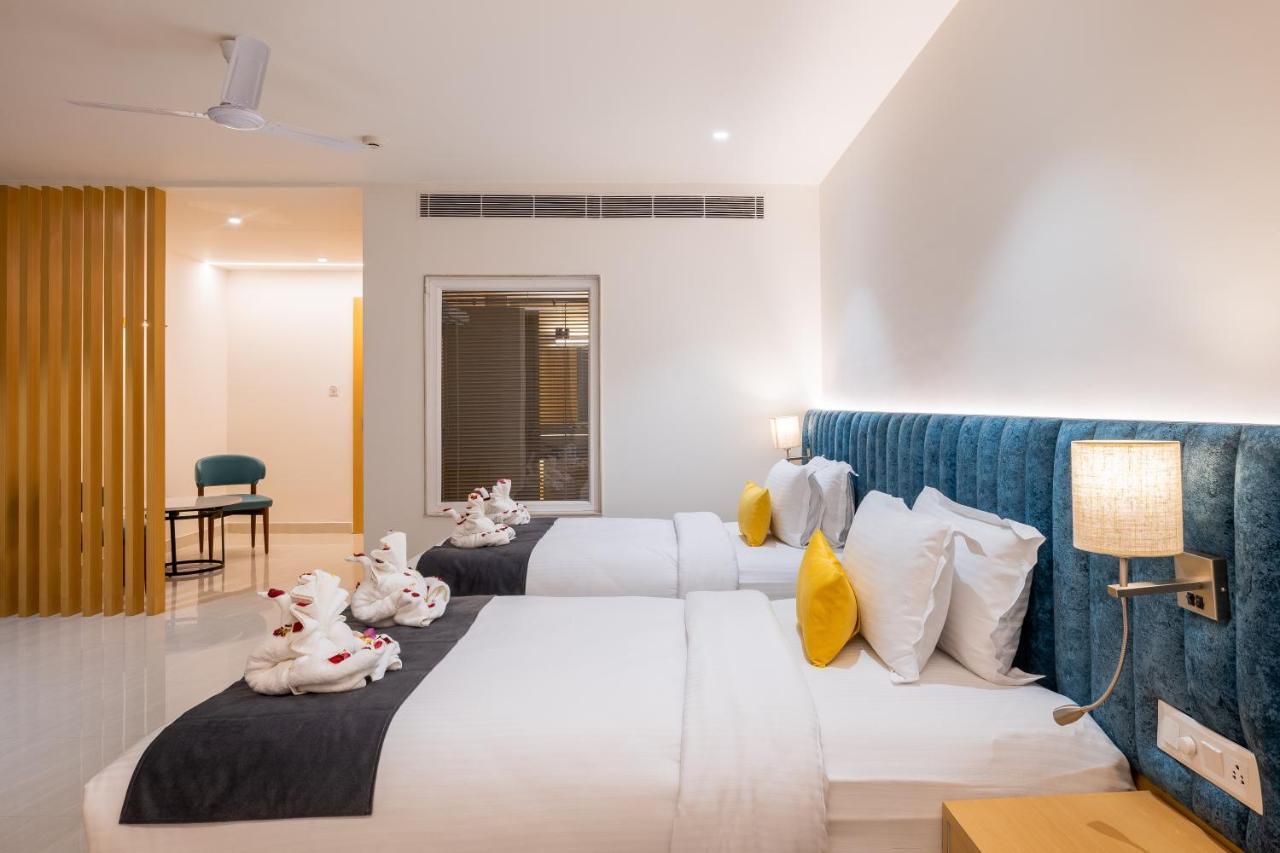 Clubway Grand A Boutique Hotel Jorhat Bagian luar foto