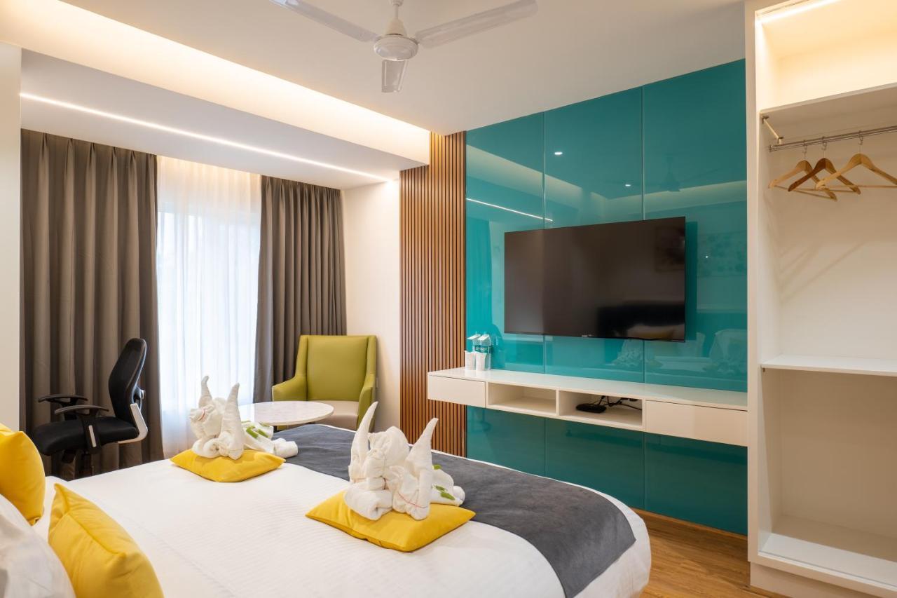 Clubway Grand A Boutique Hotel Jorhat Bagian luar foto