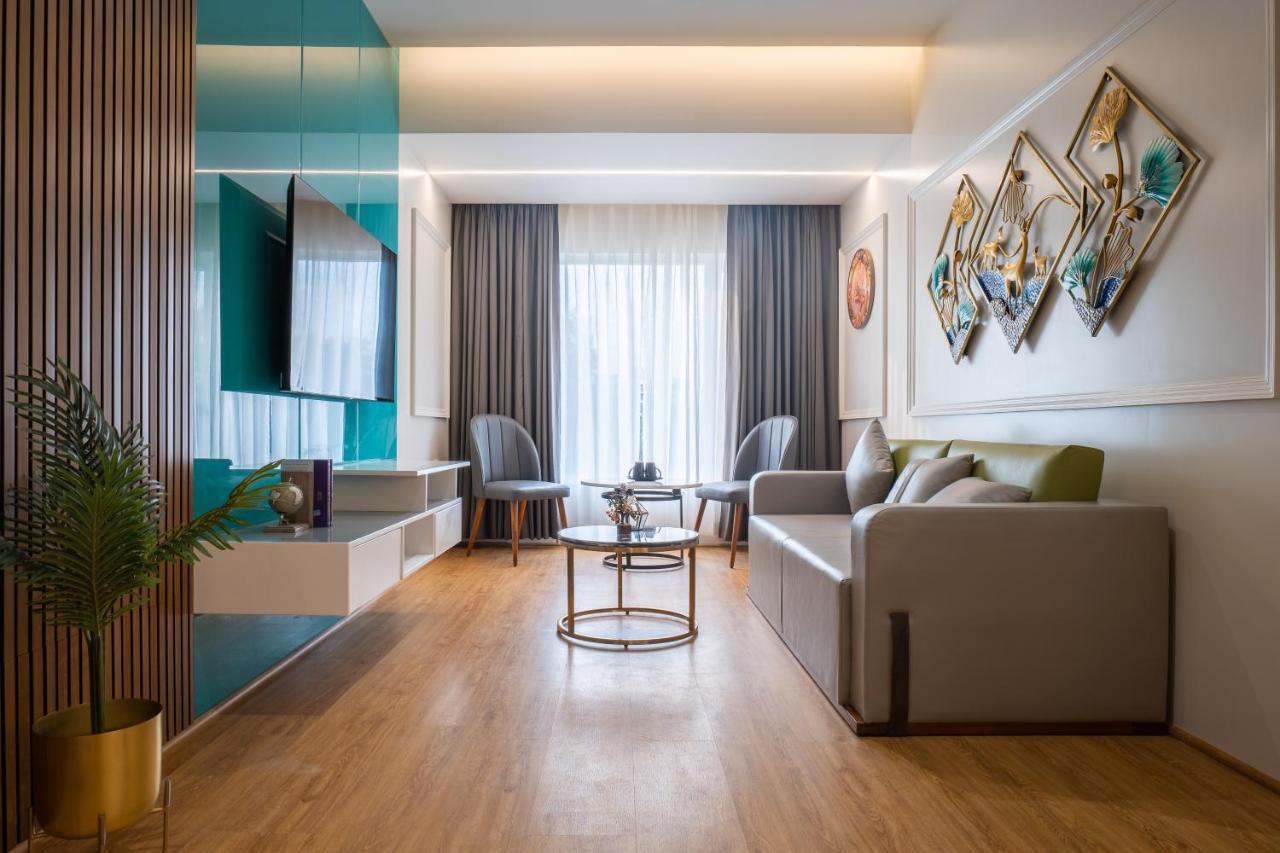 Clubway Grand A Boutique Hotel Jorhat Bagian luar foto