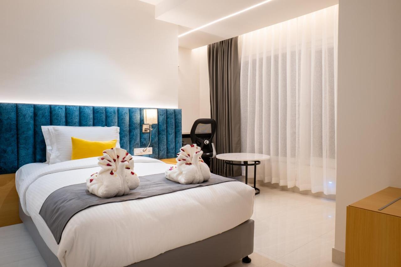 Clubway Grand A Boutique Hotel Jorhat Bagian luar foto