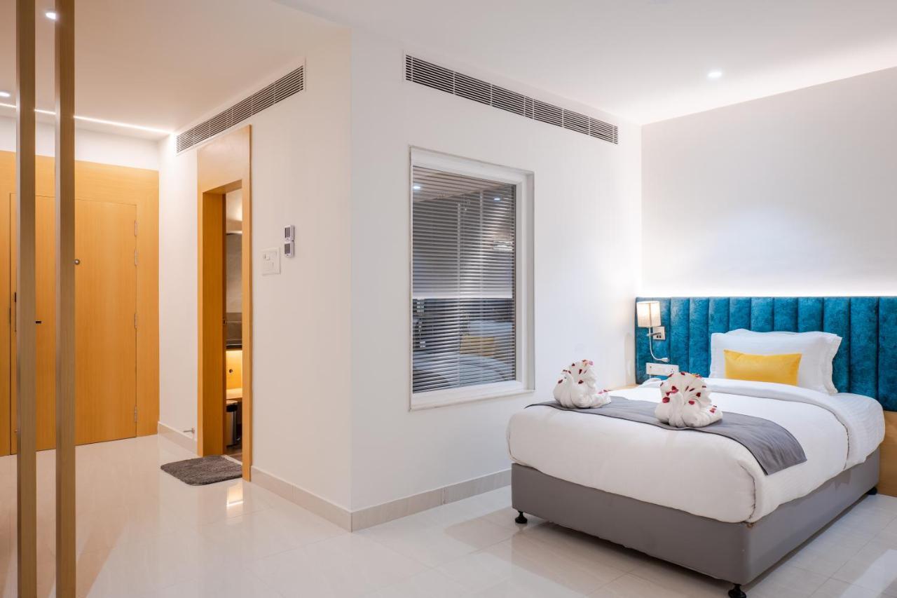 Clubway Grand A Boutique Hotel Jorhat Bagian luar foto